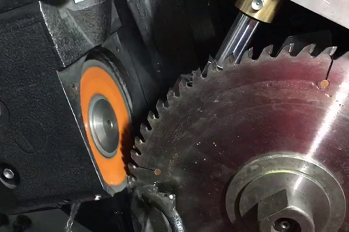 Automatic Head Grinding